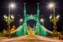 Мост Свободы в Будапеште ночью
