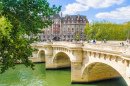 Мост в Париже, Франция