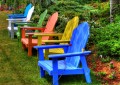 Разноцветные кресла