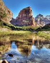 Отражение Анджелс Ландинг в Национальном парке Зайон