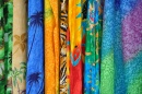 Красочные ткани на Карибском острове Сен-Мартен