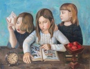 Девочки с книгой бабочек