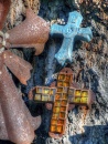 Кресты на дереве