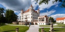 Дворец Воянув, Польша