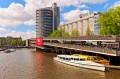 Огромная велосипедная парковка в Амстердаме