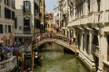 Мост на канале в Венеции, Италия