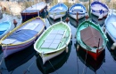 Красочные лодки