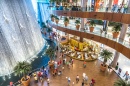 Водопад в Dubai Mall