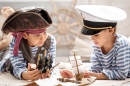 Пират и Моряк