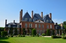 Замок ле Мениль Жоффруа, Франция