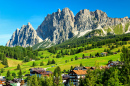 Альпийский курорт в Южном Тироле, Италия