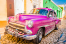 Классический американский автомобиль в Тринидад, Куба