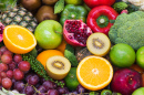 Различные фрукты и овощи