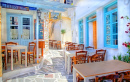Уличный ресторан в Парос, Греция