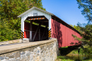 Крытый мост в сельской Пенсильвании