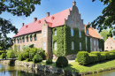 Замок Тролль-Льюнгбю, Швеция