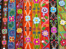Цветные перуанские ткани ручной работы