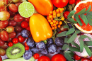 Свежие органические овощи и фрукты