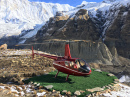 Спасательный вертолет в Гималаях