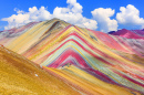 Радужные горы в регионе Куско, Перу