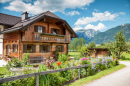 Традиционный альпийский дом