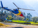 Спасательный вертолет, аэропорт Лукла, Гималаи