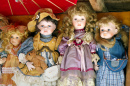 Антикварные куклы на чердаке