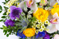 Композиция из свежих цветов