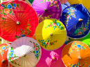 Традиционные вьетнамские зонтики