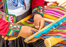 Традиционное шерстяное ткачество в Перу