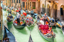 Гондолы в Венеции, Италия