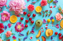 Летний натюрморт с цветами и фруктами