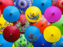 Красочные тайские зонтики