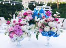 Цветочные композиции на свадебном стол