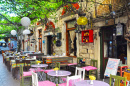 Уличное кафе в Измире, Турция