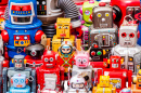 Коллекция игрушечных роботов
