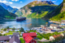 Вид на Гейрангер-фьорд, Норвегия