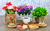 Чашка кофе, макароны и цветы