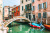 Красивая улица в Венеции, Италия