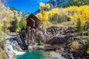 Историческая мельница в Crystal Ghost Town CO, США