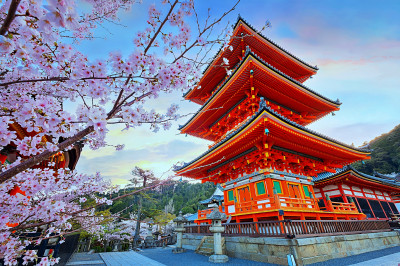 Буддийский храм Киёмидзу-дэра в Киото, Япония