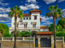 Casa Verge de la Pineda в Салу, Испания