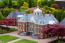 Дворец Huis ten Bosch, миниатюрный парк Мадурадама