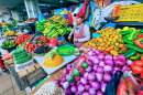Традиционный продуктовый рынок в Куэнке, Эквадор