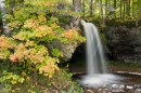 Осенние краски у водопада Скотт-Фолс